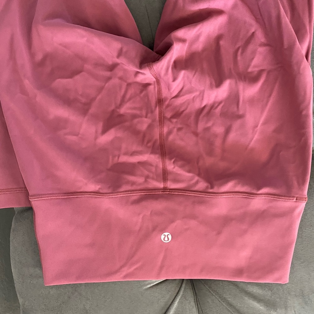 WORN TWICE!!!! 25’ wunder under Lulu